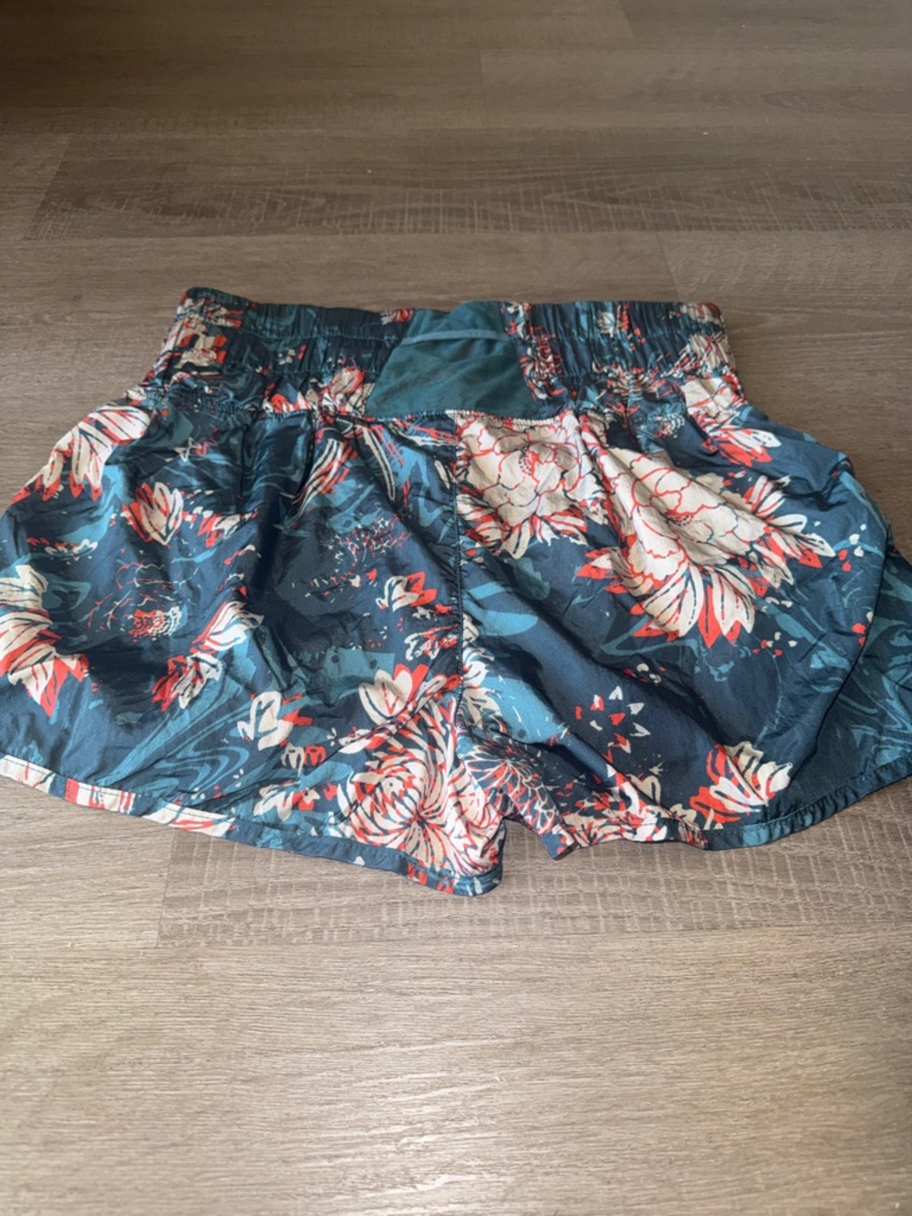 FP Movement by Free People Navy Floral Elastic-Waist Athletic Shorts Sz L - Picture 6 of 10